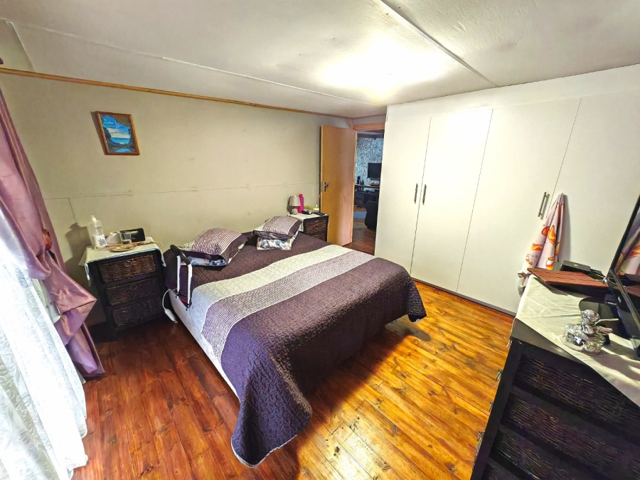 7 Bedroom Property for Sale in Bayswater Free State